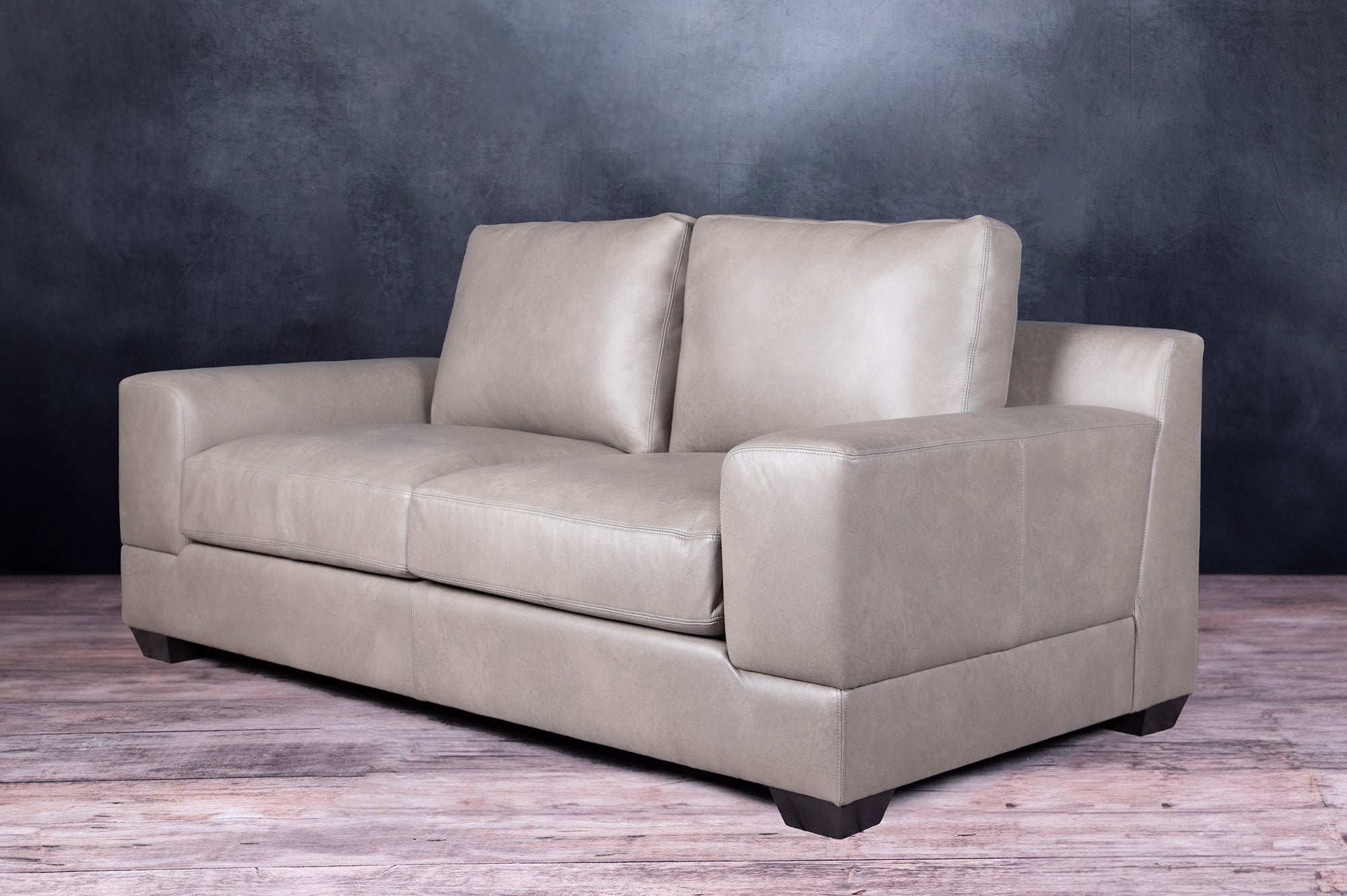 FLORENTINO LOVESEAT