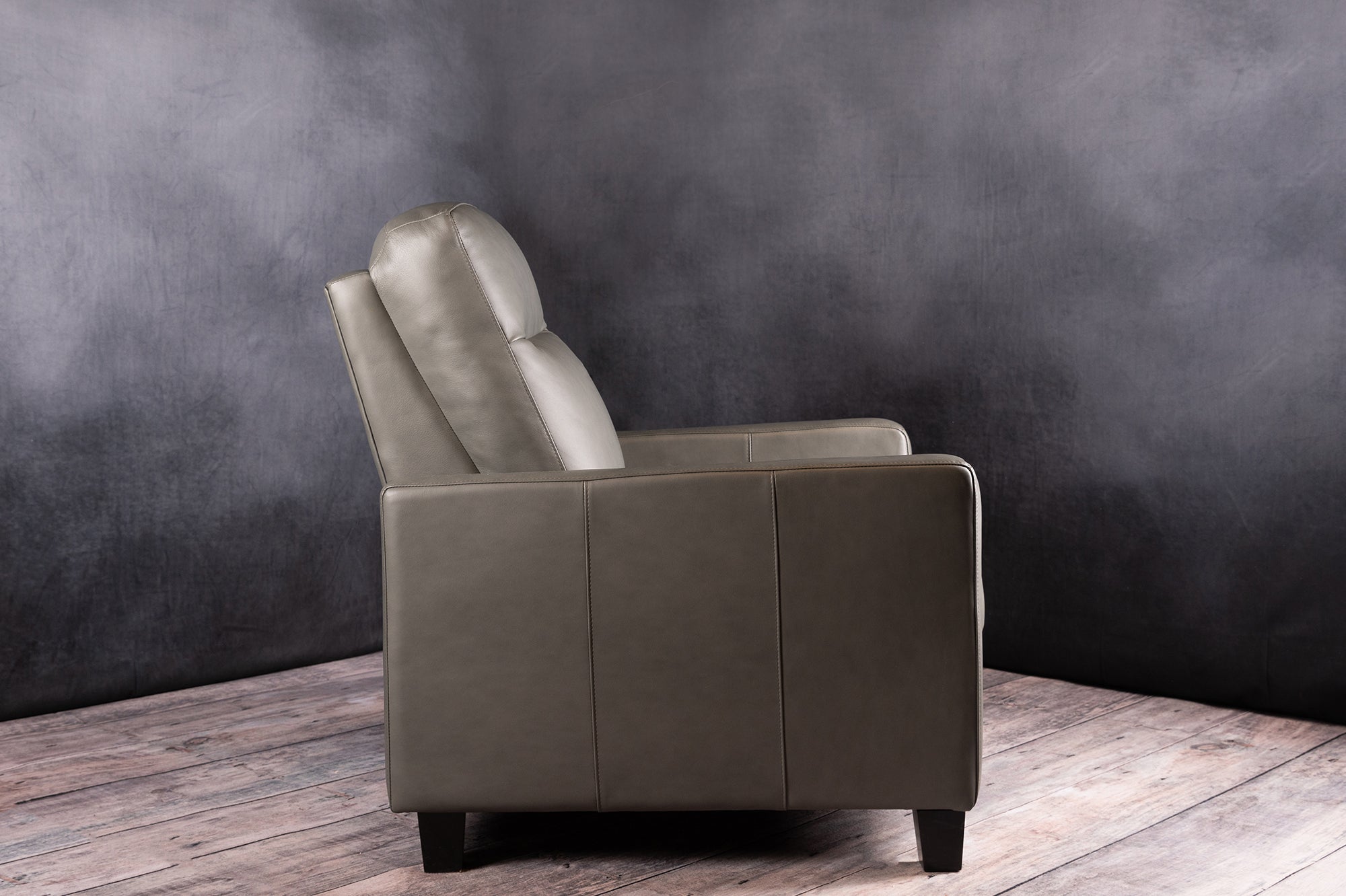 METRO RECLINER CHAIR