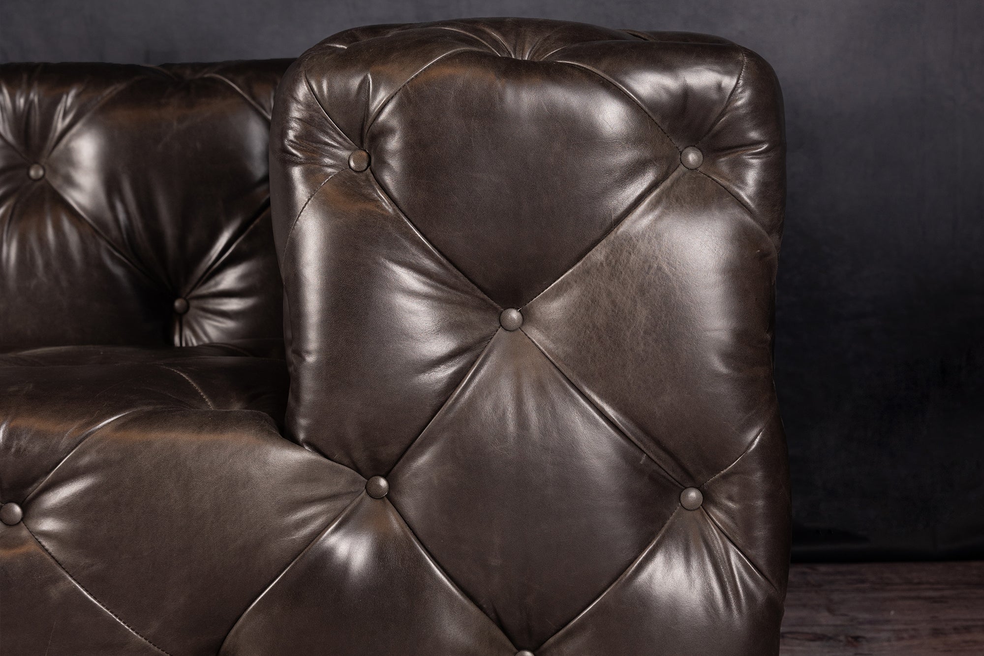 ROYAL DECADENCE BLACK SOFA