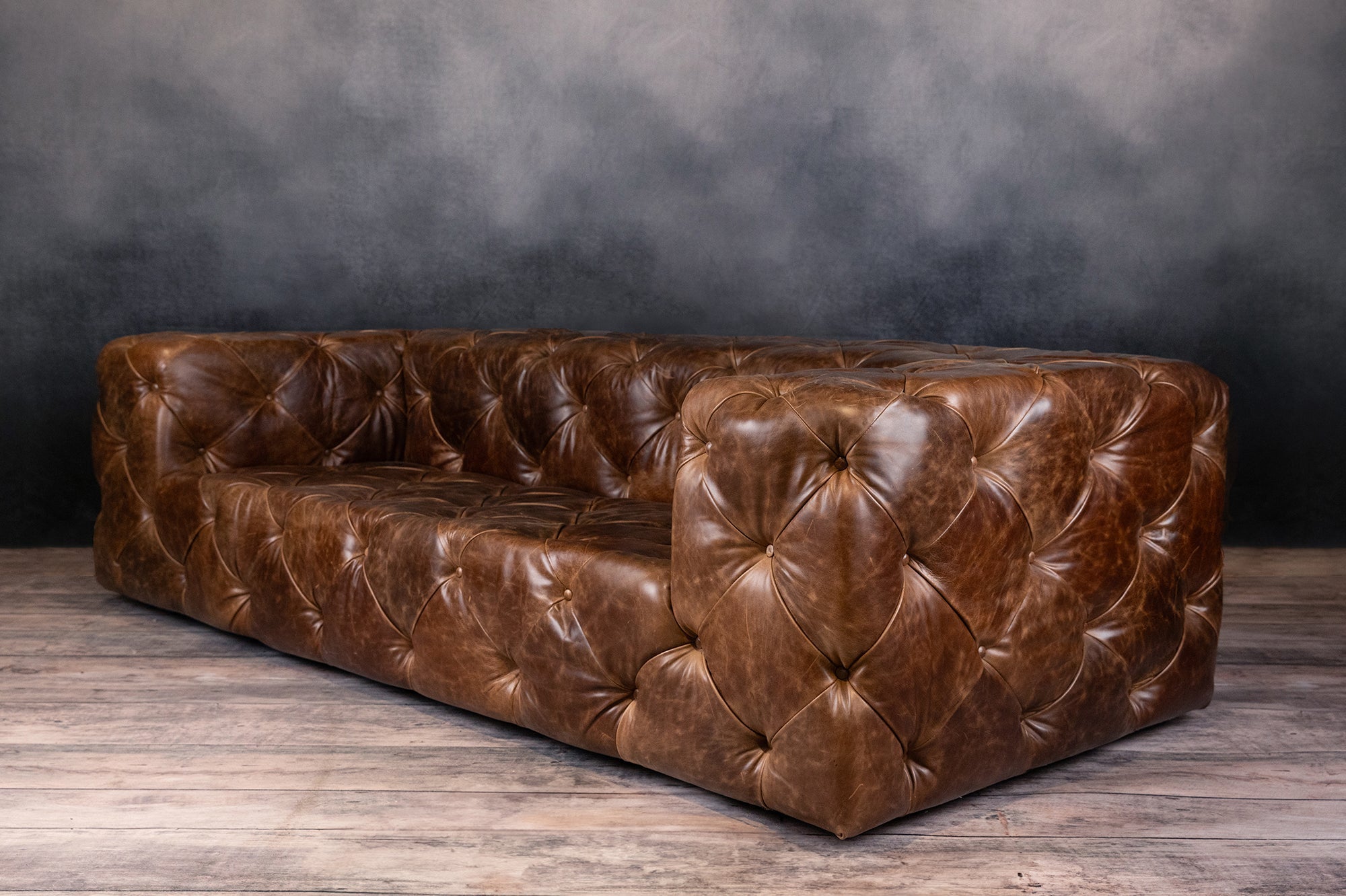 ROYAL DECADENCE SOFA