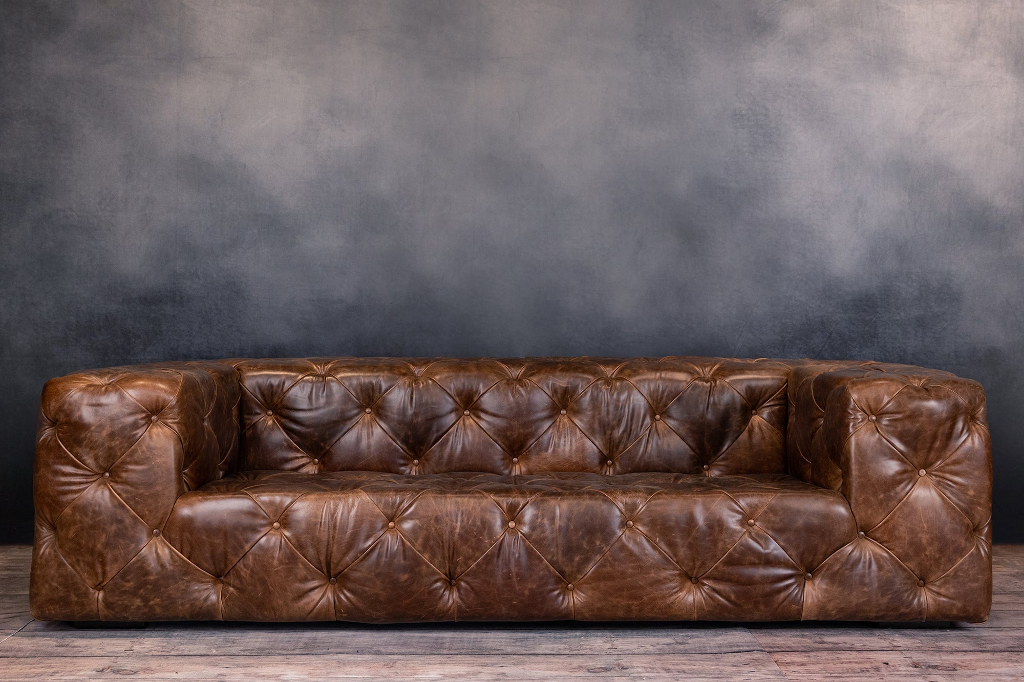 ROYAL DECADENCE SOFA